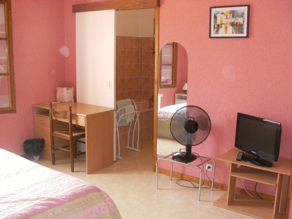 Les Confins Du Perche Hotel Tuffé Cameră foto